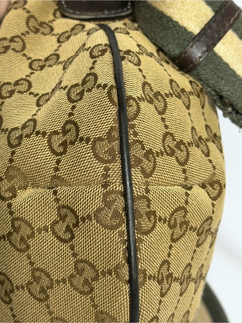 Gucci Tan/Brown GG Canvas Crossbody with Bee Charm - Picture 8 of 14